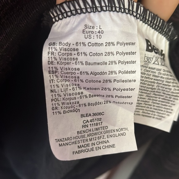 BENCH hooded sweatshirt - Picture 4 of 7